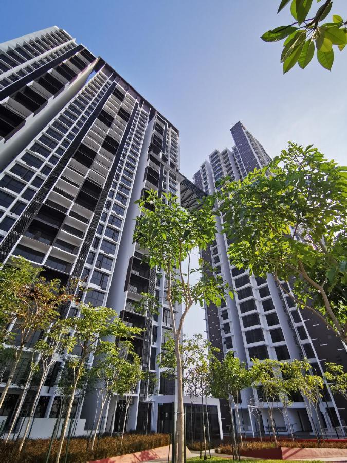 3 Astetica Residences The Mines 4br Wifi Netflix View *