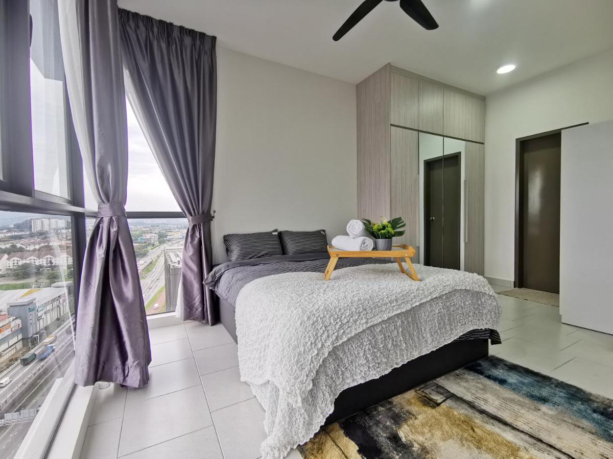 3 Astetica Residences The Mines 4br Wifi Netflix View *